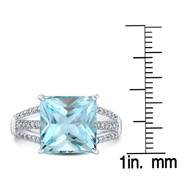 Aquamarine And Diamond Split Shank Ring In 18k White Gold