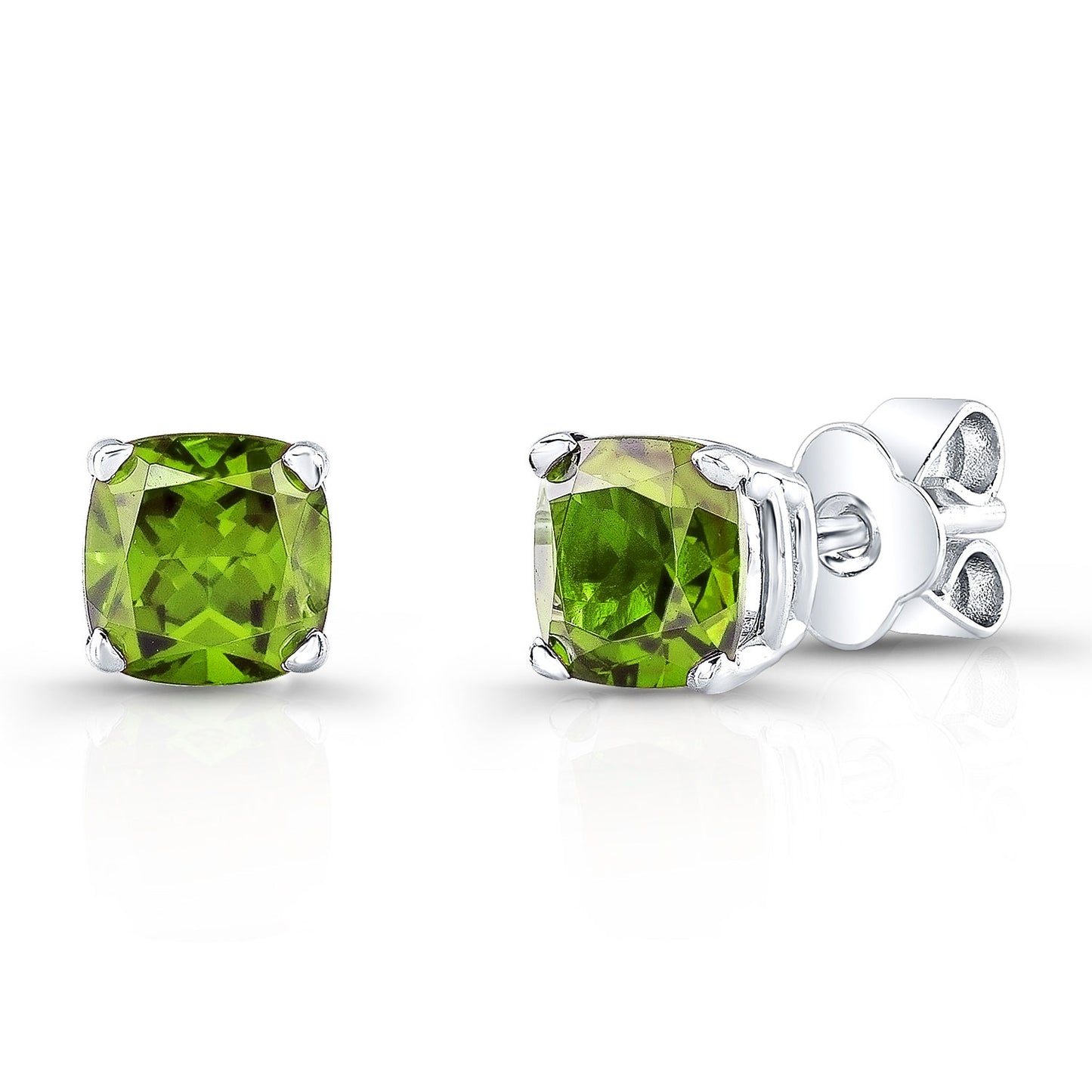 Green Peridot 5mm Studs Earring In 14k White Gold