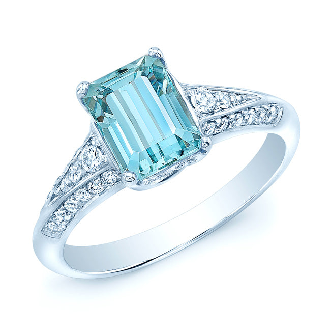 Aquamarine And Diamond Ring In 18k White Gold