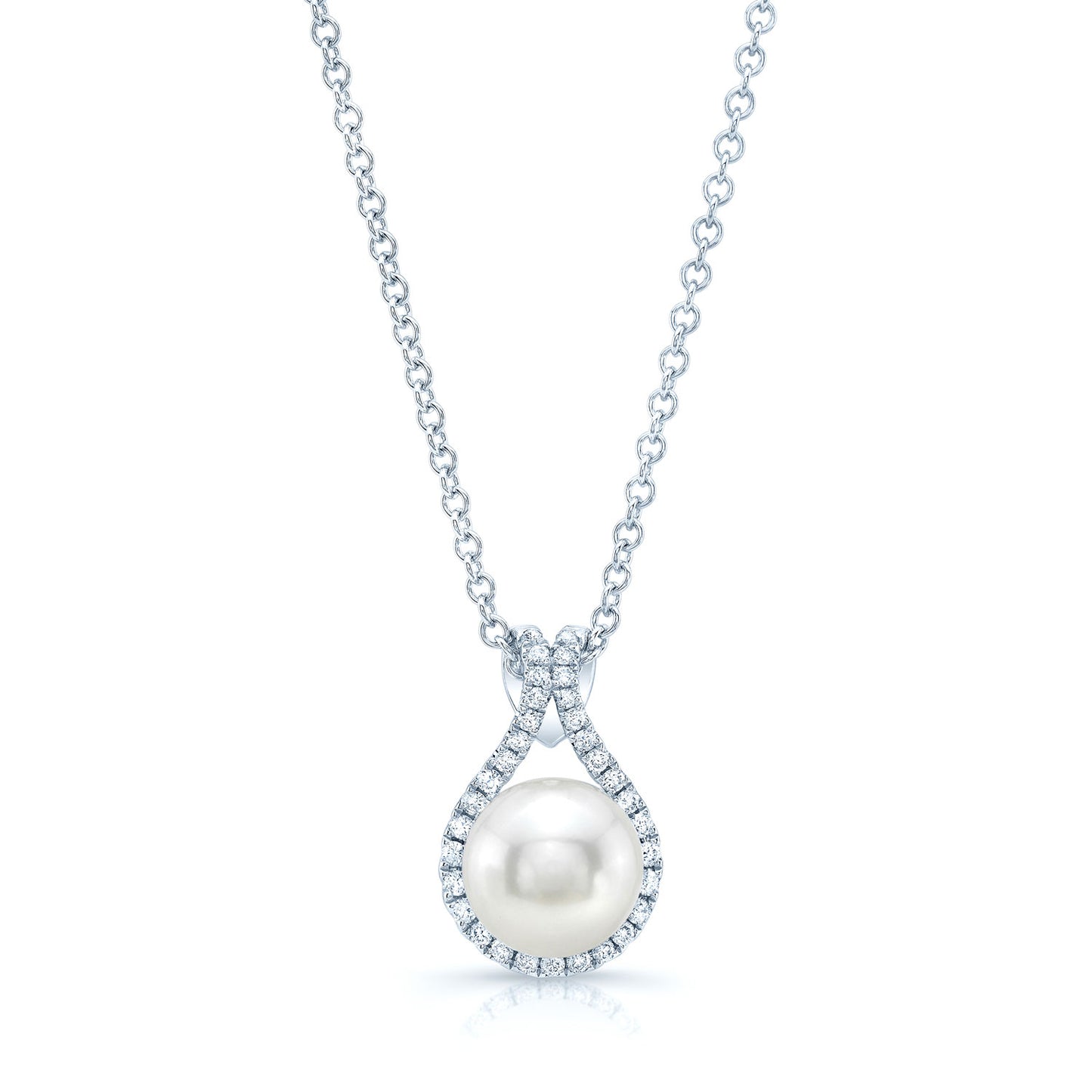 Fresh Water Pearl And Diamond Halo Pendnat In 14k White Gold