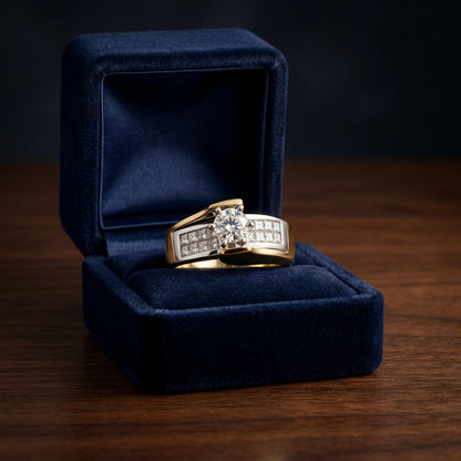 Diamond Ring In Two Tone 18k Gold (1-1/10 Ct.tw.) — gift presentation