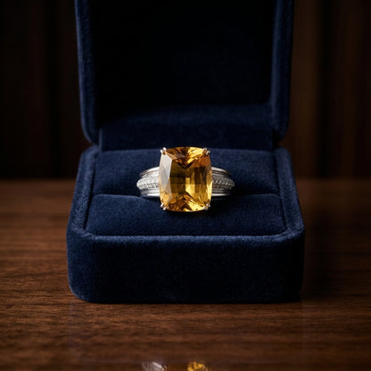 Golden Beryl And Diamond Ring In 18k White Gold — gift presentation