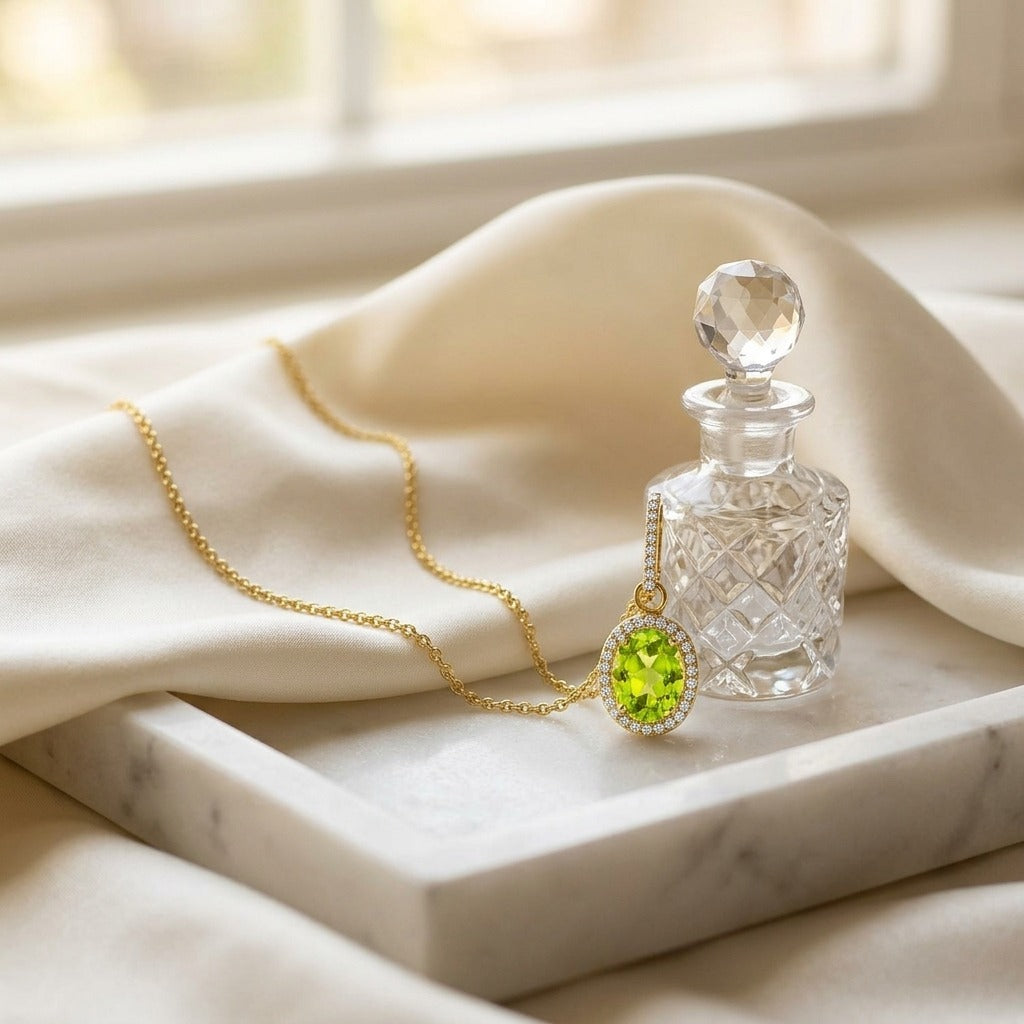 Peridot and Diamond Pendant in 18k Yellow Gold (1/6 Ct.tw.) — marble silk
