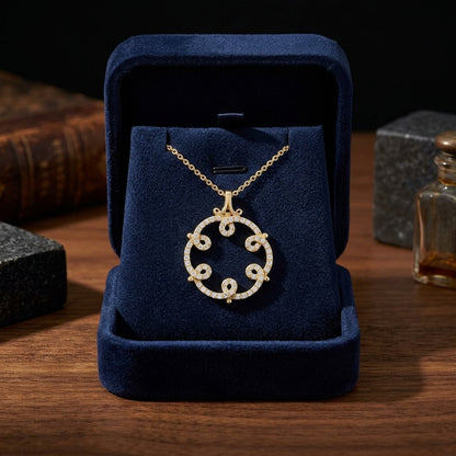 Diamond Fashion Pendant In 18k Yellow Gold — gift presentation