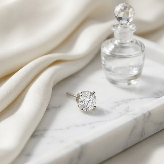 18k Yellow Gold 3-prong Round Brilliant Diamond Stud Earrings (0.75 Ct. T.w., Si1-si2 Clarity, H-i Color) — atelier still life