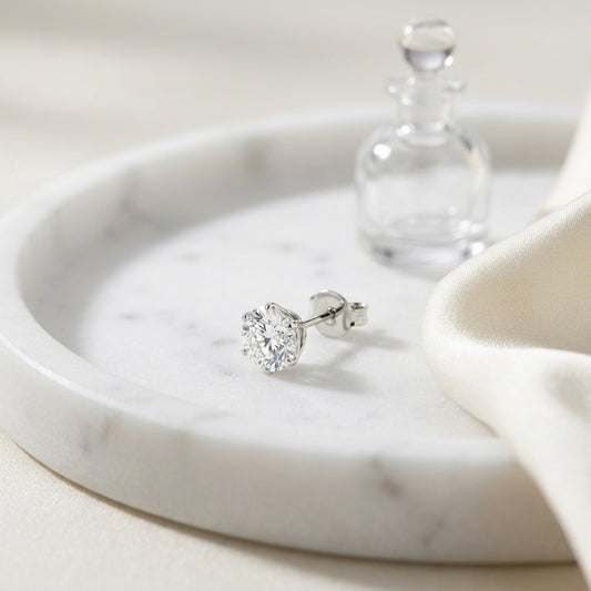 18k Yellow Gold 3-prong Round Brilliant Diamond Stud Earrings (0.75 Ct. T.w., Vs1-vs2 Clarity, H-i Color) — atelier still life