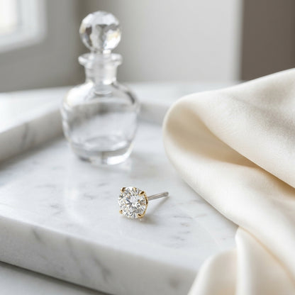 18k Yellow Gold 3-prong Round Brilliant Diamond Stud Earrings (1.06 Ct. T.w., Vs1-vs2 Clarity, F-g Color) — atelier still life