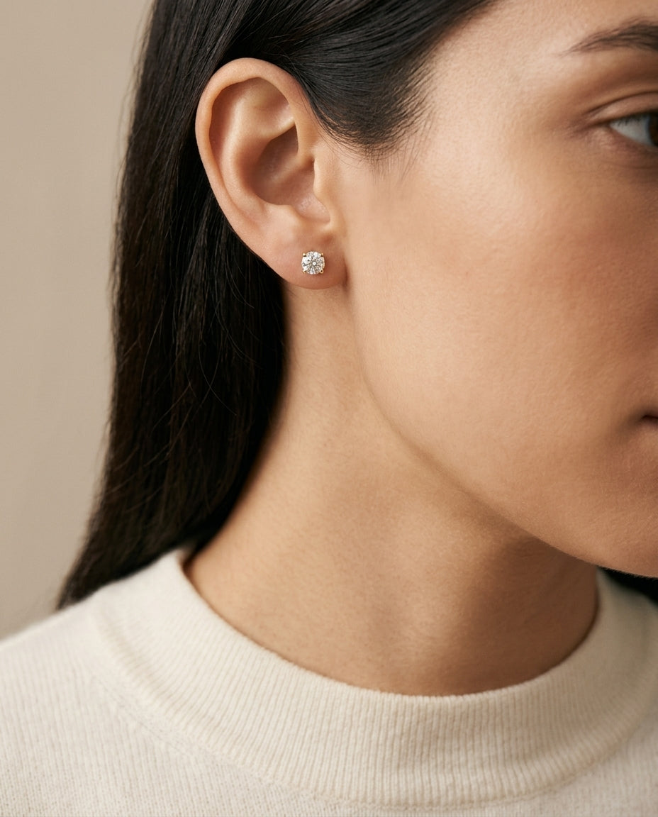 18k Yellow Gold 8-prong Round Brilliant Diamond Stud Earrings (1.06 Ct. T.w., Vs1-vs2 Clarity, H-i Color) — editorial close-up