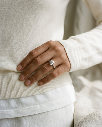 Diamond Engagement Ring In 14k White Gold (1.01ct J/vs2 Gia Rb Ctr) — editorial close-up