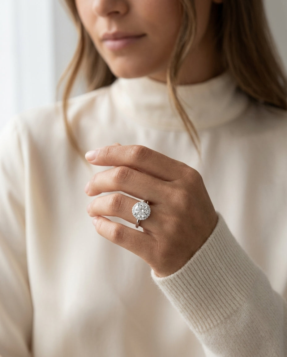 Round Diamond Engagement Ring With Cz Center In 14k White Gold (1/4 Ct.tw.) — editorial close-up