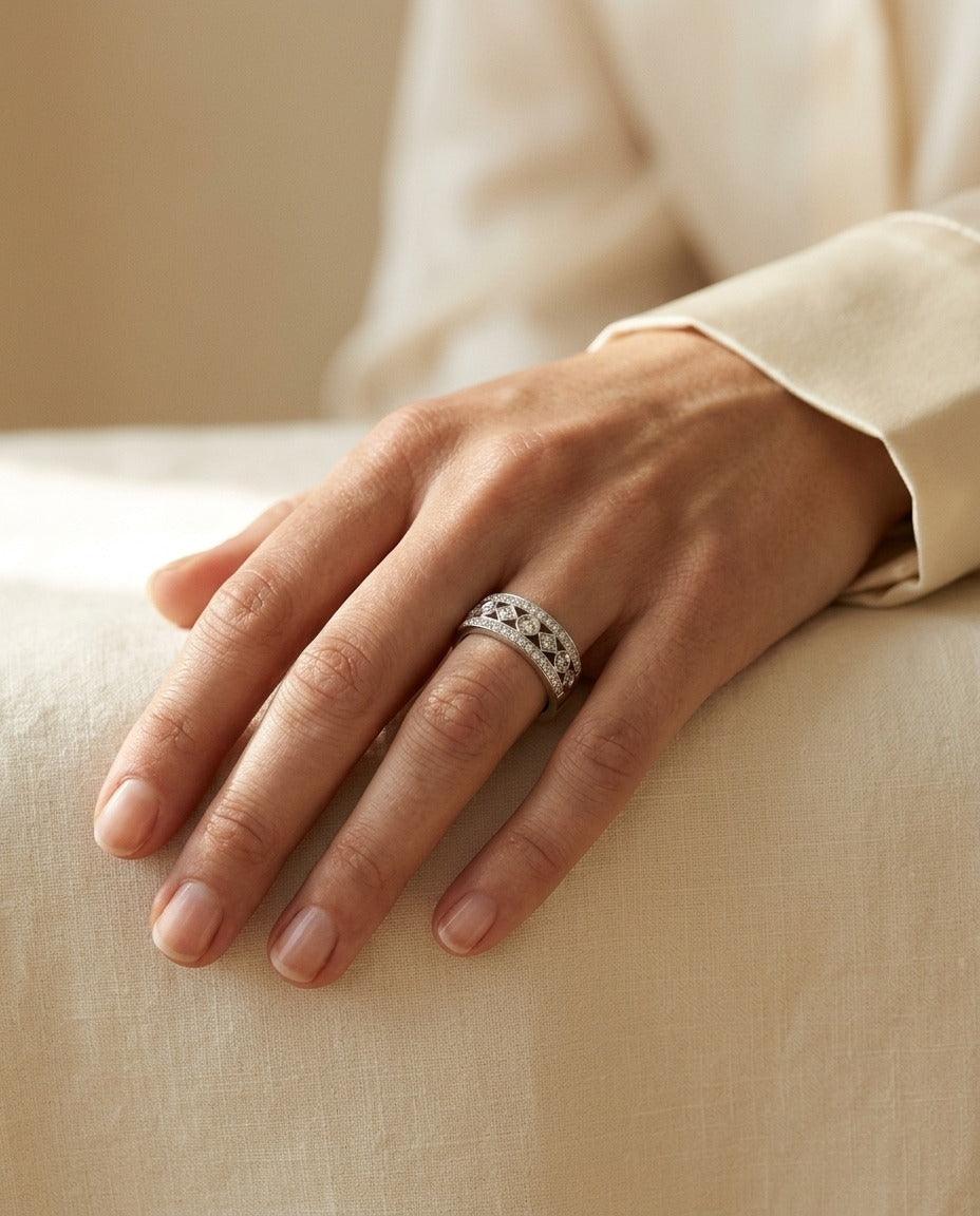 Diamond Shape and Circle Pattern Band with Pave Edging in 14k White Gold (1/2 Ct.tw.) — portrait close