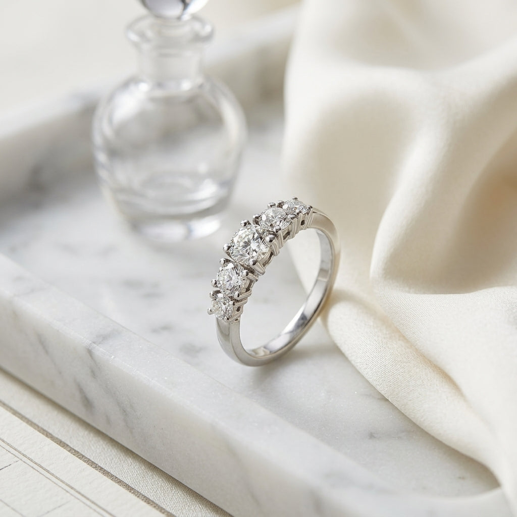 Diamond Graduated 5 Stone Ring In 14k White Gold (0.75 Ctw) — atelier still life