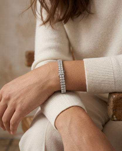 14k White Gold And 7ctw Diamonds Bracelet Ring — editorial close-up