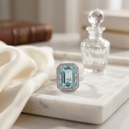 14kw Gold Aquamarine & Diamond Ring — atelier still life