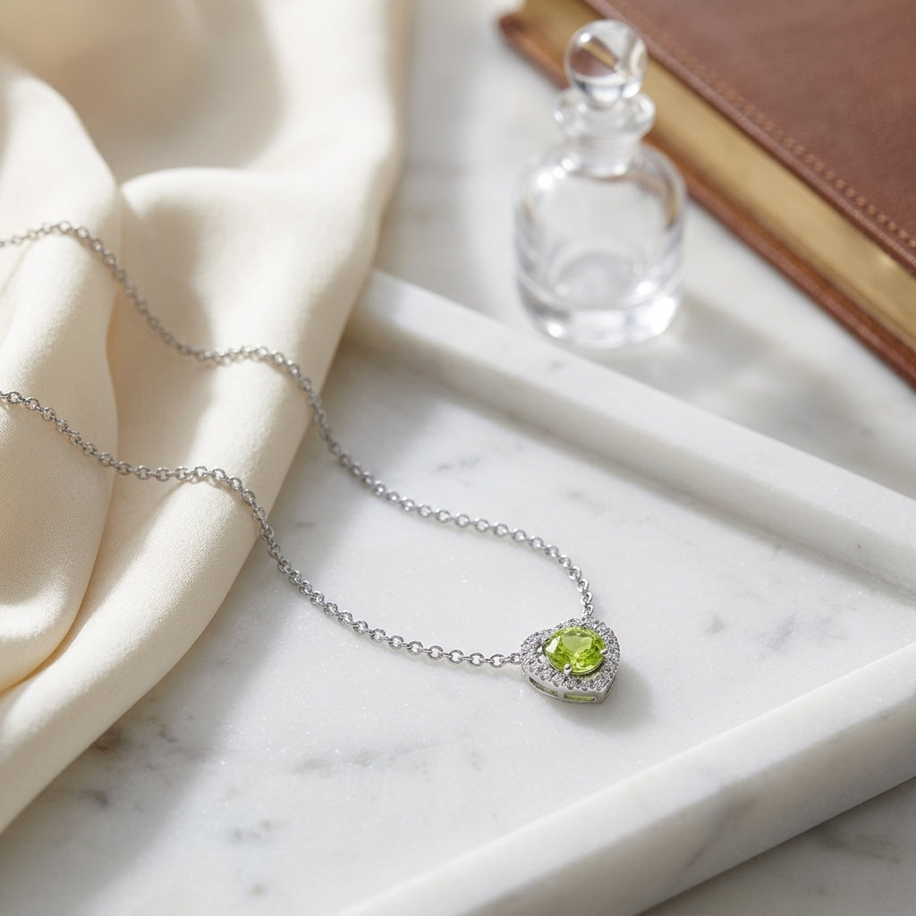 Peridot Diamond Heart Frame Pendant In 14k White Gold (17-in Baby Cable Chain) — atelier still life