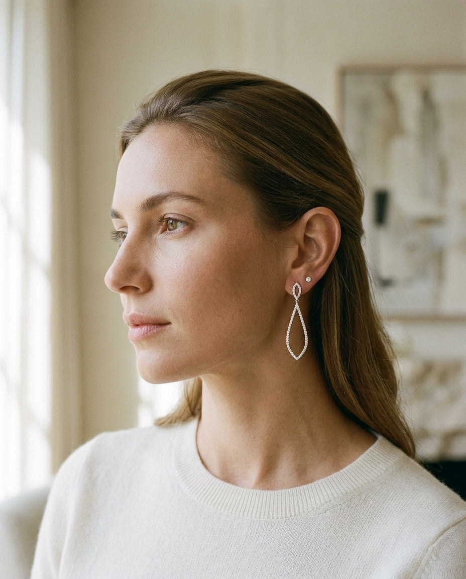 Diamond Pave Open Teardrop Pendant in 14k White Gold (1/4 Ct.tw.) — portrait close