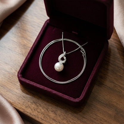 Freshwater Pearl and Diamond Pendant in 14k White Gold 0.07ctw — velvet box