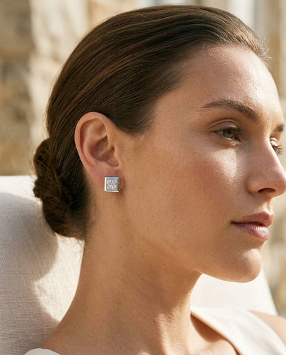 Princess Cut Diamond Earrings in 14k White Gold (1 Ct.tw.) — portrait close