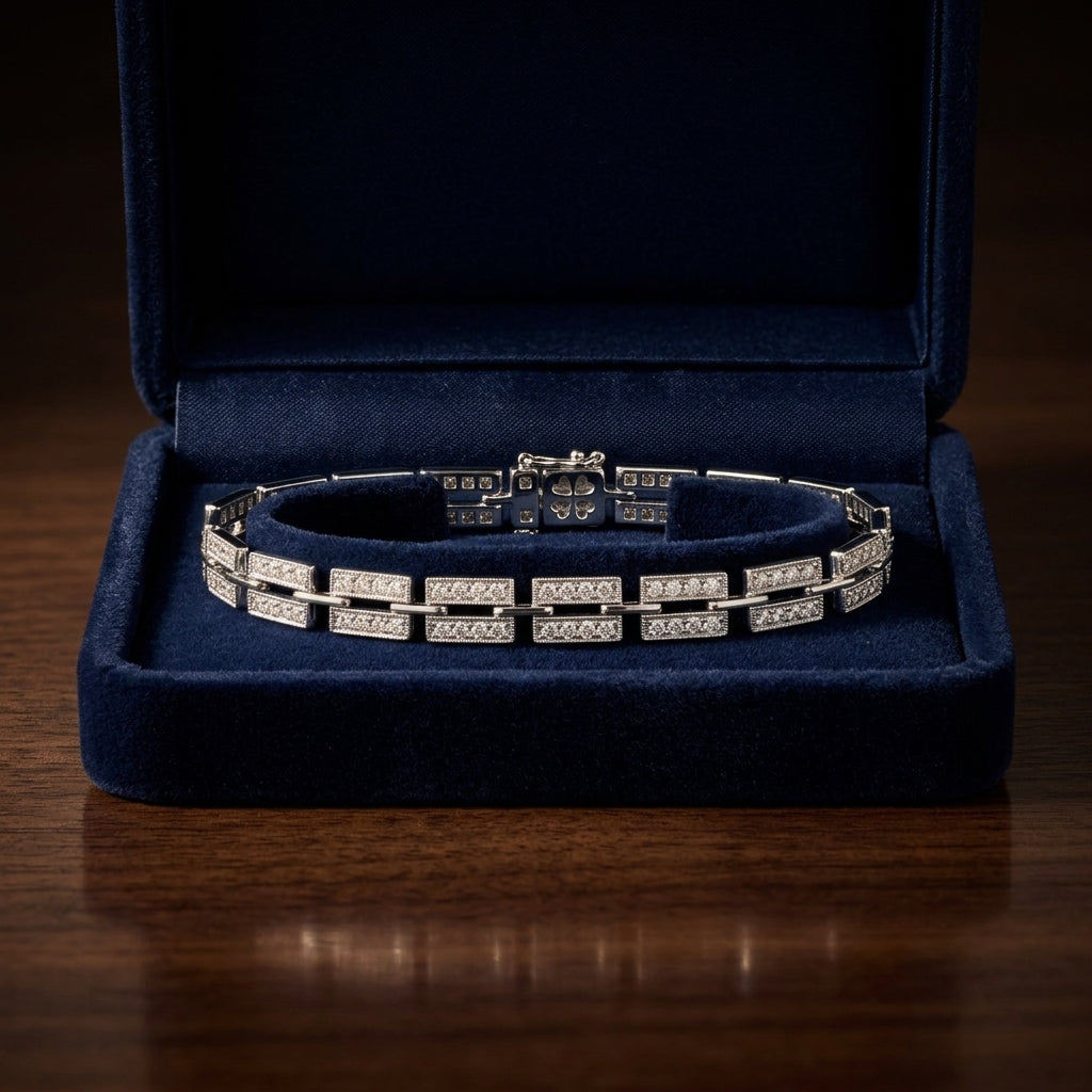 Diamond Pave Rectangle Link Bracelet In 14k White Gold (7.5 Inch) — gift presentation