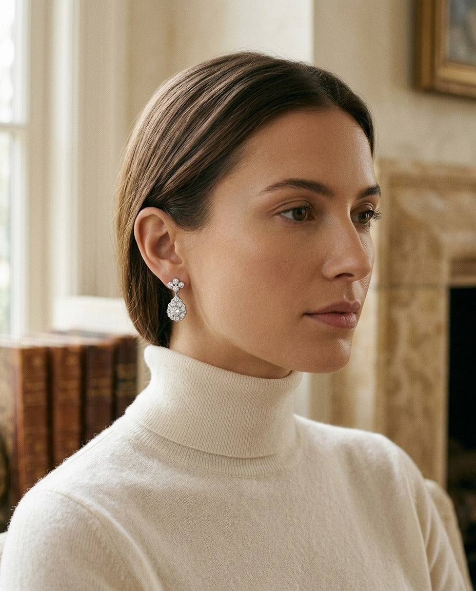 Diamond Cluster Teardrop Necklace with 4-Points Top in 14k White Gold, 16-18 Inch — portrait close