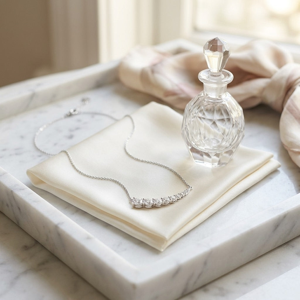 Diamond Round Graduated Prong-Set Comet Necklace in 14k White Gold — marble silk