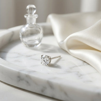14k White Gold 3-prong Round Brilliant Diamond Stud Earrings (0.75 Ct. T.w., Si1-si2 Clarity, H-i Color) — atelier still life