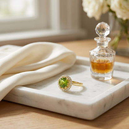 Diamond 1/6ctw & Peridot Ring Set in 14k Yellow Gold — marble silk