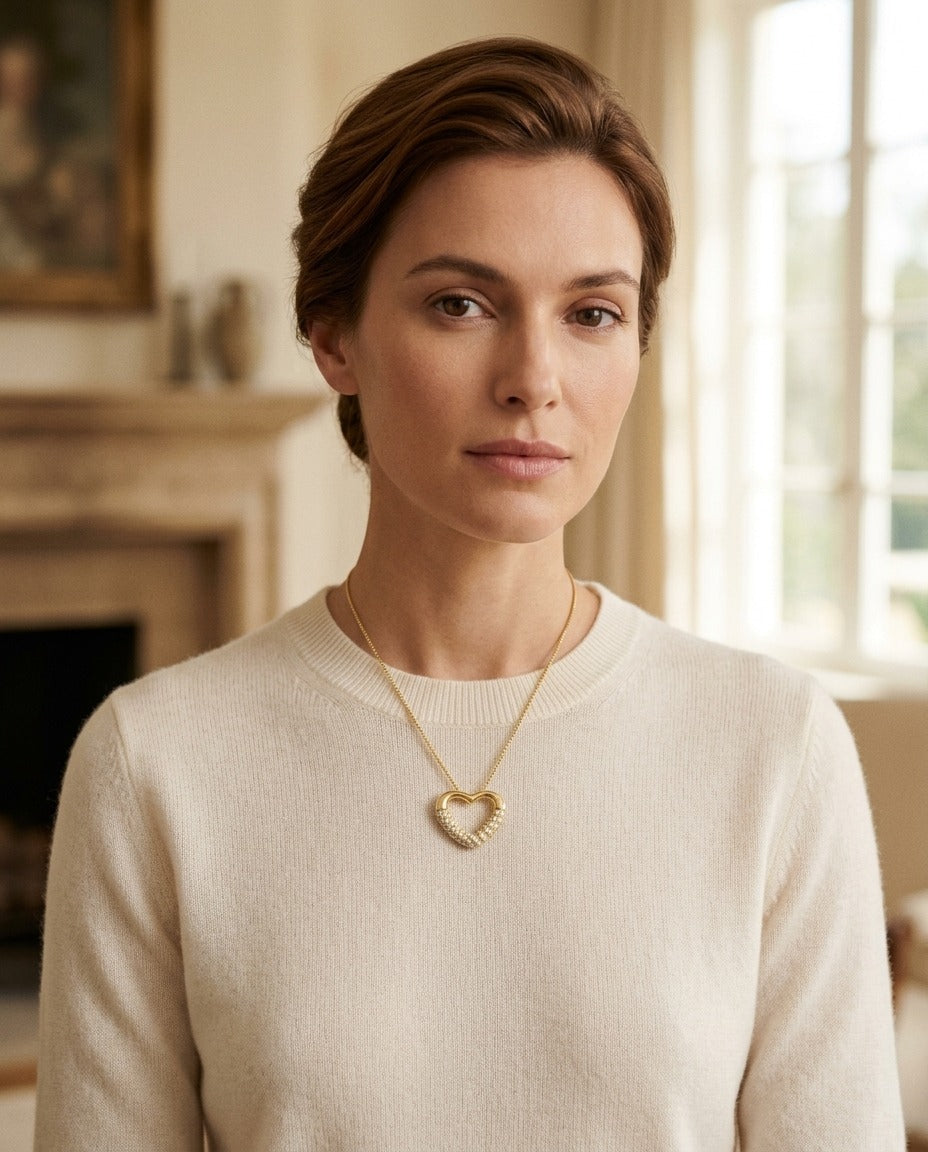 Diamond Open Heart Pendant In 14k Yellow Gold 1/5 Ctw — portrait close