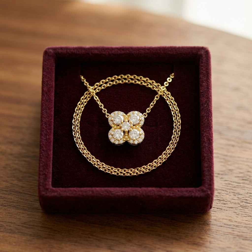 Diamond Clover Pendant in 14k Yellow Gold 1/2ctw — velvet box